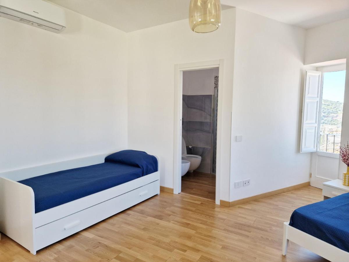 Apartmán Savarese Luxury Palace Vico Equense Exteriér fotografie